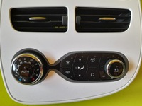фото thumb №2, Рамка радіо панель кондиціонера 275107386 renault zoe 15r