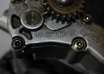 фото thumb №10, Насос масла audi q3 8u 06j115106ab 2.0l бензин 147kw 2015