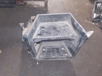 фото thumb №1, Подножка кабины левый renault gama t 82574835