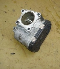 фото thumb №1, Renault laguna iii 2.0 dci дроссельная заслонка