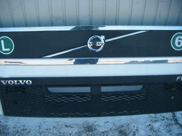 МАСКА VOLVO FH4 + 2 РЕШЕТКИ В РАМКЕ