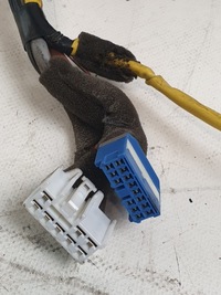 фото thumb №9, Переключатель комбинированный оригинальный номер 175026 mazda 323c 94-97r.