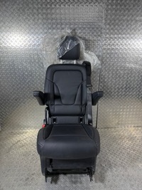 фото thumb №1, Vito v klasa 447 15- сиденье drugiego rzędu isofix
