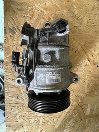 фото thumb №1, Компрессор кондиционера megane iv 1.6tce 926003404r