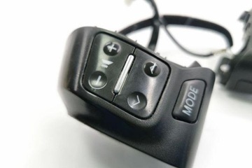 фото thumb №8, Кнопки руль lexus gs _l1_ f70cv184a 3.5l гибрид 217kw 2007