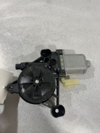 Купить 2018 jeep compass моторчик стекло задний 0130822662, фото thumb