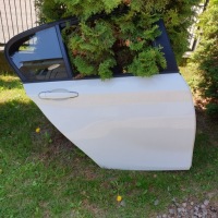фото thumb №1, Двері праве задні bmw f20 alpinweiss 300