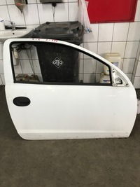 фото thumb №1, Opel corsa c 3d дверь правое передние z474