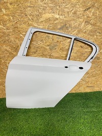 фото thumb №1, Двері лівий задня задні bmw 1 f20