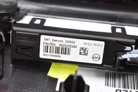 фото thumb №10, Лампа освещение салона перед 9814757480 peugeot 2008 2 ii 19-21