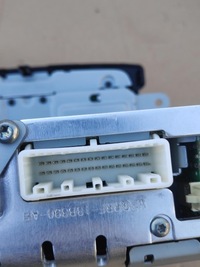 фото thumb №4, Радіо оригінальні заводський радіопрогравач renault captur i 281156585r