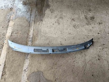 фото thumb №11, Volvo v40 панель под лобовым стеклом 30865546