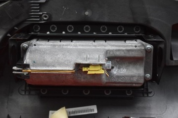 фото thumb №11, Панель роздавальна консоль капот подушка безпеки eu audi a3 8p 03-05