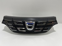 фото thumb №1, Решітка радіатора решітка dacia spring ідеальний стан