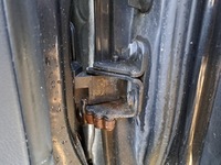 фото thumb №1, Петля дверь vw touran caddy перед левый 1t0831411c