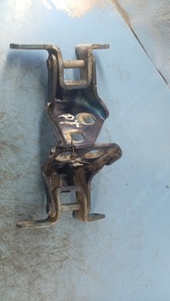 фото thumb №1, Петля дверь правый задняя chrysler sebring 06r