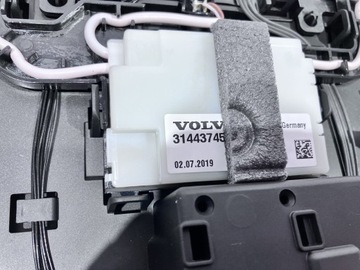 фото thumb №5, Лампа стеля volvo s60 iii 18- чорна