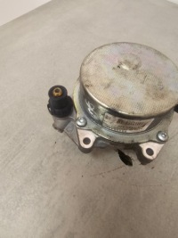 Насос вакуум opel astra j 2.0 дизель 55205446 Недорого, фото thumb