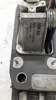 фото thumb №9, Домкрат переключения передач + тросы audi a3 1k0711049ac