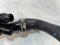 фото thumb №5, Volvo xc90 plug-in шланг воды 32252070 труба xc60 v60 v90