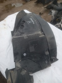 фото thumb №1, Підкрилок правий перед renault trafic iii 93867900