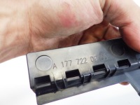 фото thumb №4, Mercedes w177 a35 amg молдинг стійка двері перед p