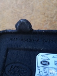 фото thumb №3, Velar заглушка обшивка багажника j8a2-45430