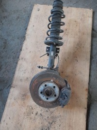 фото thumb №1, Поворотний кулак права амортизаторна стійка skoda fabia ii 1,2 tsi