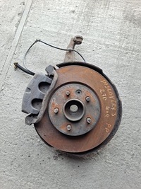 фото thumb №1, Поворотный кулак суппорт правые перед discovery iii 2.7