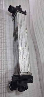 фото thumb №9, Радіатор повітря інтеркулер bmw x1 f48 f49