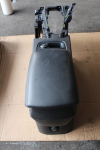 фото thumb №1, Ford focus mk3 туннель средний подлокотник