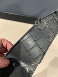 Renault kadjar уголок жабо правый левый 727616371r 727608752r Недорого, фото thumb