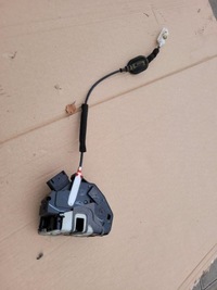 фото thumb №1, Замок двері правий перед ford edge mk2 2016