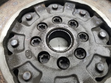 фото thumb №9, Сцепление комплектные двухмассовый маховик диск прижим luk laguna iii 2.0dci 8200715613