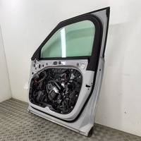 фото thumb №6, Polestar 2 2024 перед сторона права двері передні