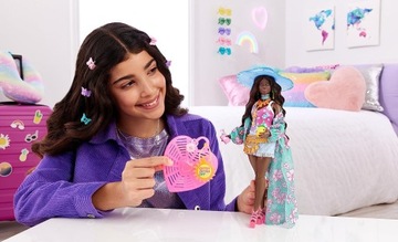 Кукла Barbie Extra Fly с дорожной одеждой и аксессуарами на тему сна.