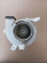 фото thumb №1, Воздуходувка вентилятор toyota prius ii 2 87130-47070