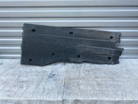 фото thumb №1, Защита подвеска правая 3q0825202k passat b8