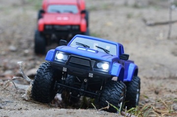 АВТОМОБИЛЬ ПИКАП С ДИСТАНЦИОННЫМ УПРАВЛЕНИЕМ авто RC 4x4 ВНЕДОРОЖНЫЙ ГУСЕНИЧНЫЙ СКАЛ