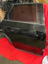 фото thumb №1, Двері правий задня audi a4 b9 8w allroad ly9t