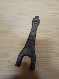 Купить Fiat 125p кронштейн сцепления старый typ гидравлический, фото thumb