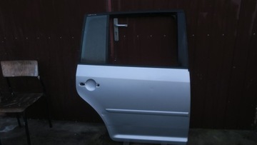 фото thumb №1, Touran 1t 06-14 двері зад праві la7w