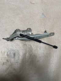 фото thumb №3, Петля капот левый volvo s80 1.6 d2 07-16