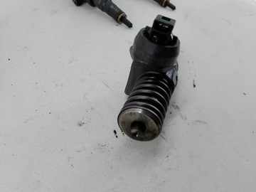 фото thumb №8, Насос-форсунка vw passat b6 038130079tx 0986441518 1.9 tdi