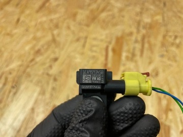 фото thumb №9, Датчик удару ударний штекер vw id.3 id3 id.4 id4 1ea959345b