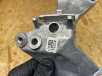 Купити Кронштейн кронштейн кронштейн генератора mercedes w177 w247 w118 a2821508000, фото thumb