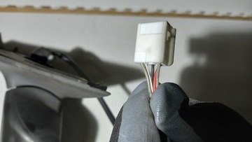 фото thumb №5, Дзеркало ліві 5 pin toyota yaris i 00r