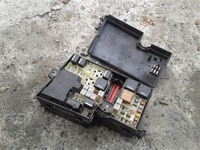 фото thumb №5, Коробка запобіжників volvo c30 1.6 d 518818000