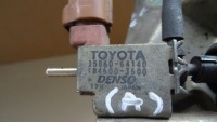 фото thumb №4, Toyota клапан вакууму 2586064140