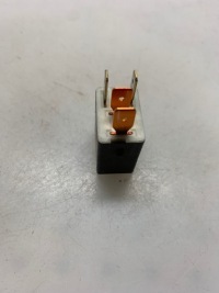 фото thumb №1, Реле toyota 90987-02012